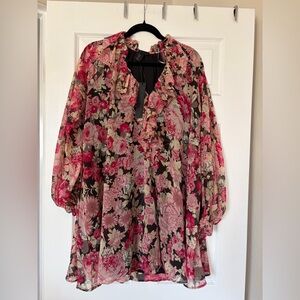 NWT House of Harlow 1960 mini ruffle neck babydoll dress in pink floral. Sz S